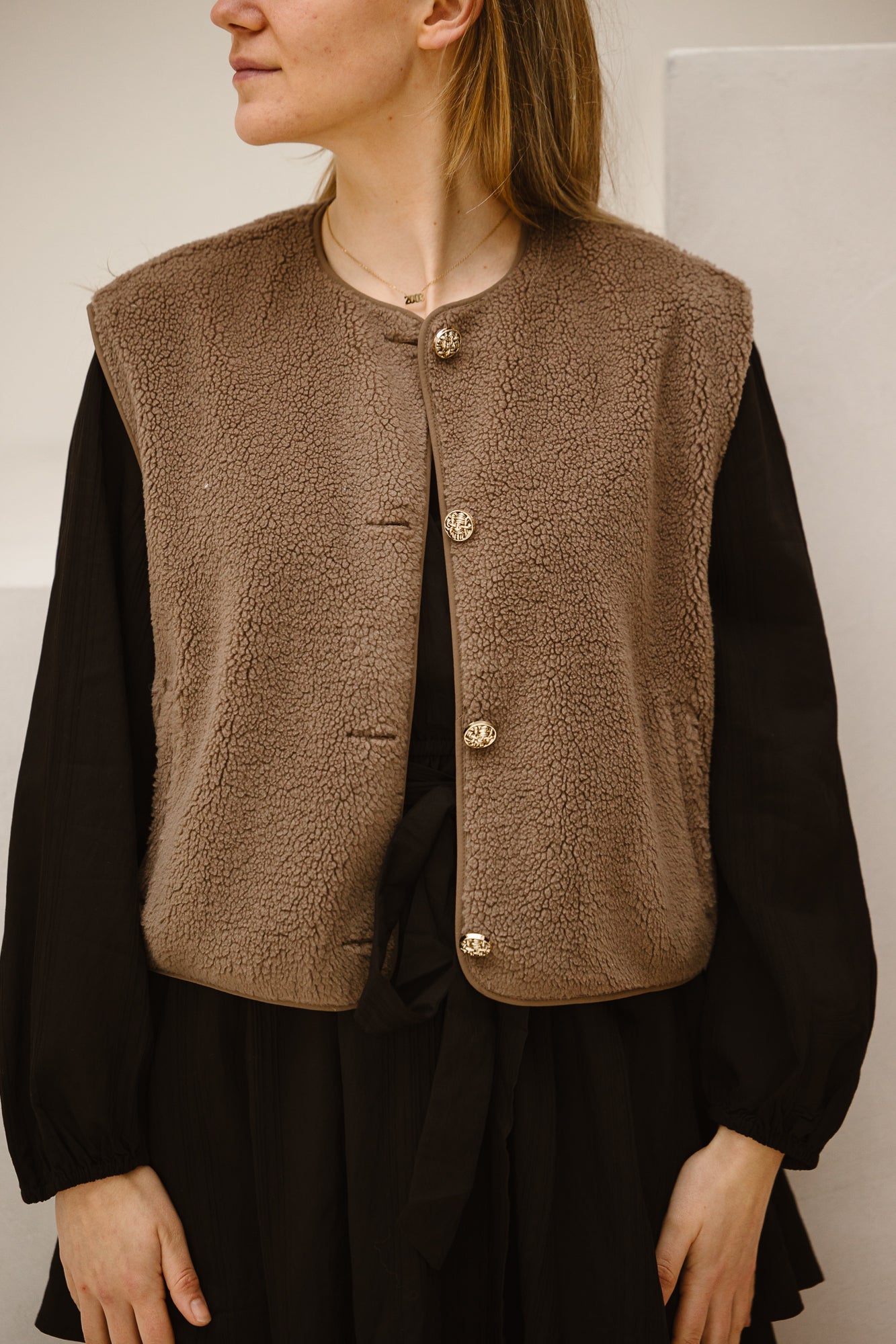 teddy-vest-434rmn-1.jpg